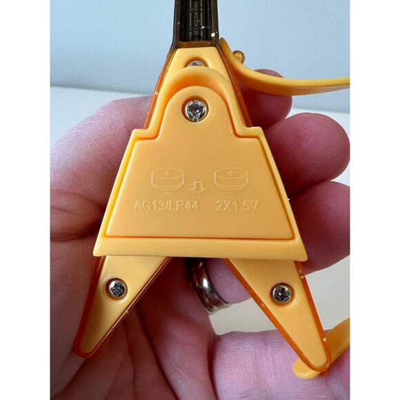 Secret Star Electric Guitar Light Up Toy Disney Hannah Montana by Washburn - Picture 4 of 9